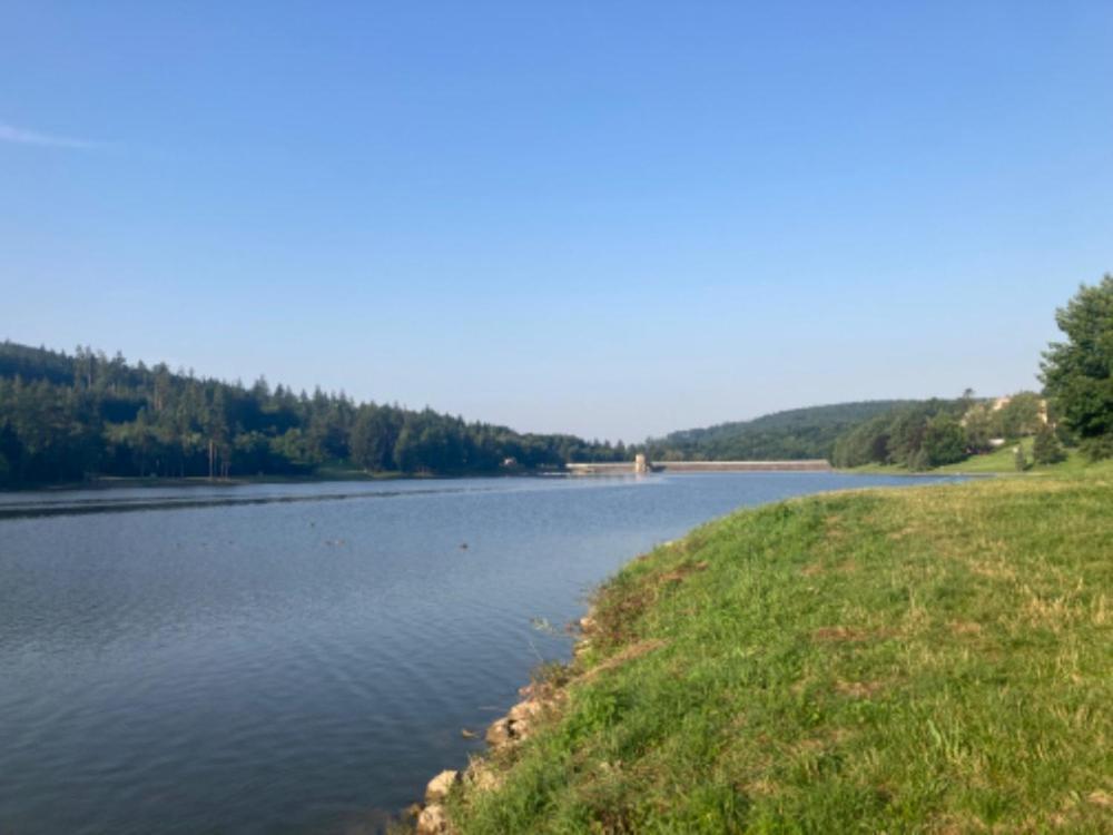 Valassky Hotel A Pivni Lazne Ogar Luhacovice Bagian luar foto